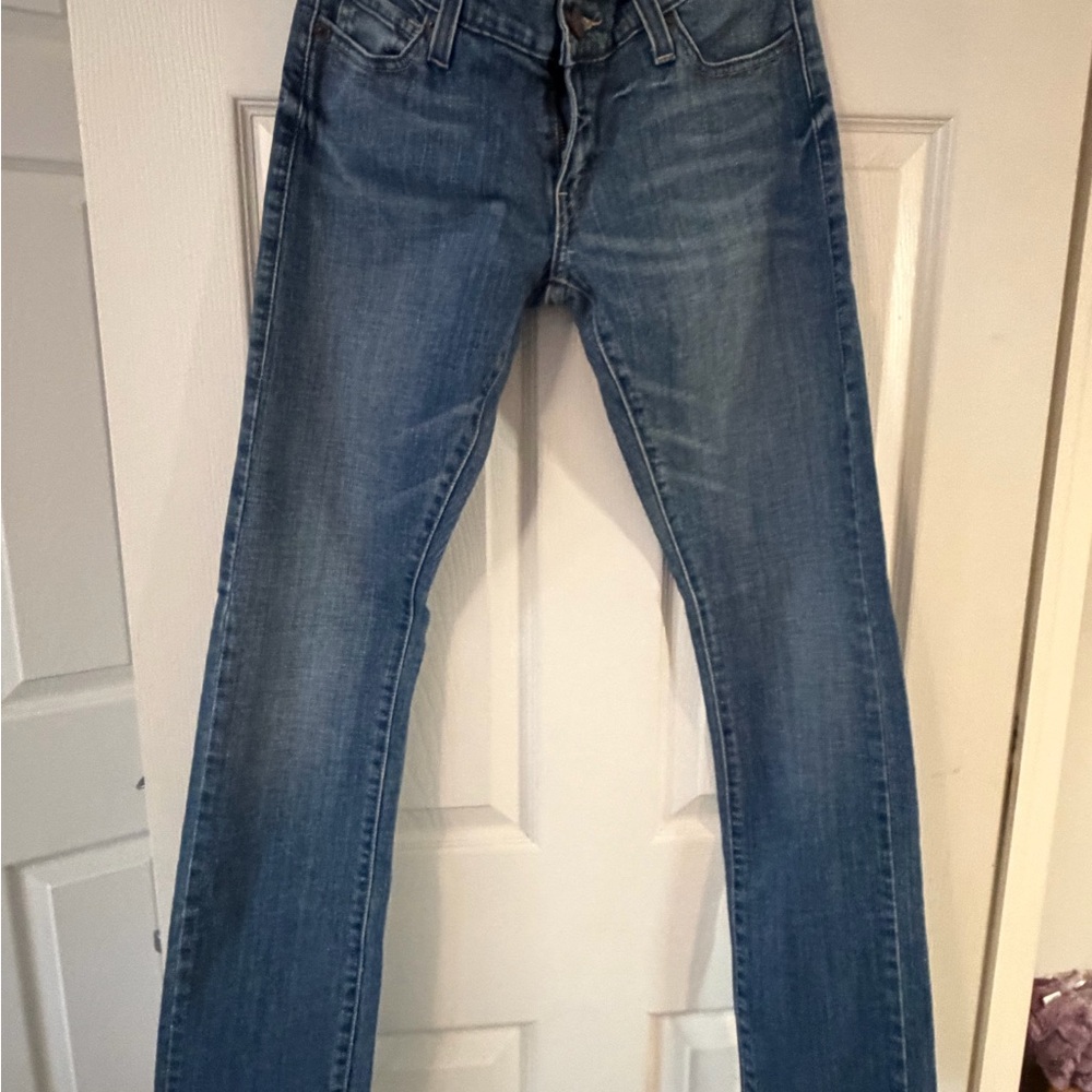 LEVI’s Vintage “tilted” 504 Women's Low Rise Jeans in Blue. Size 1 NEW! No tags.